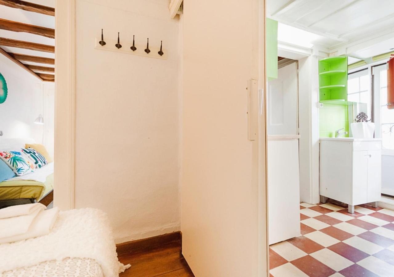 Apartment Beco Do Melo, A Traditional Building In Alfama Lissabon